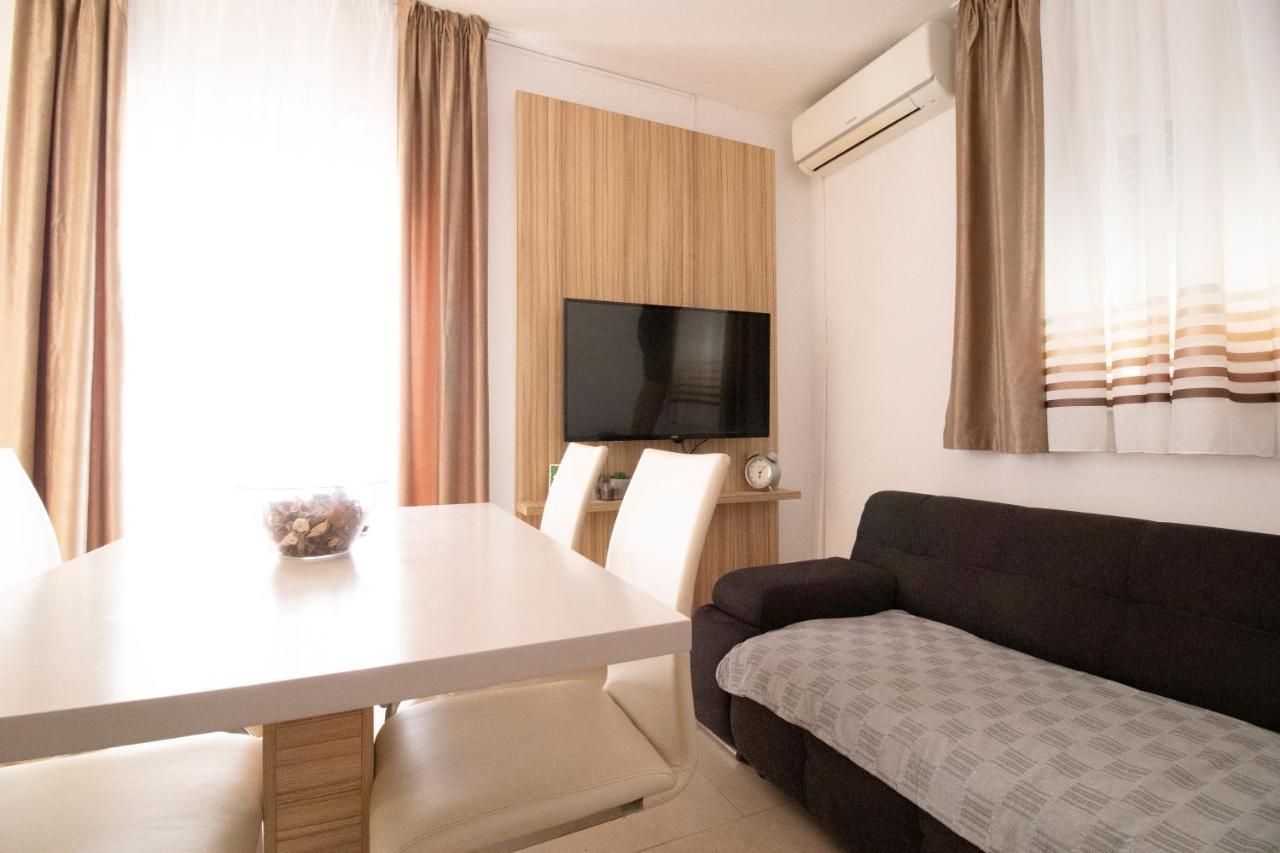 Apartmani Olivia Bibinje Zewnętrze zdjęcie